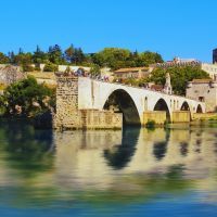 Vivre paisiblement sa retraite dans le Vaucluse : les résidences senior d'Avignon