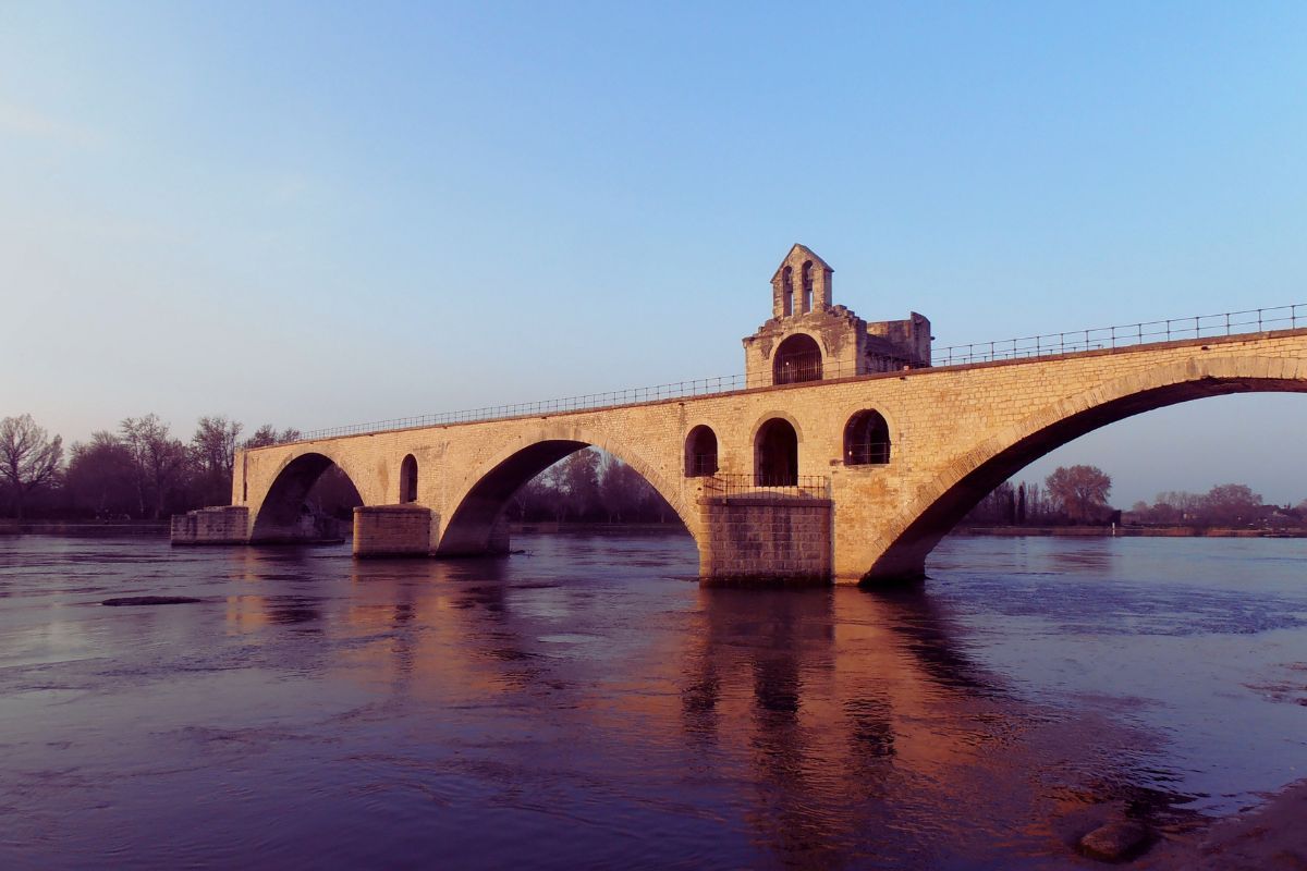 Découvre comment oublier tes règles à Avignon